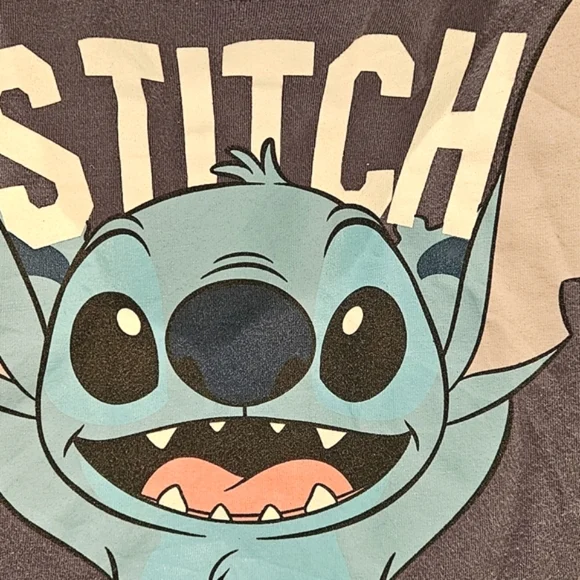 👕 2/$20Lilo & Stitch Tee Disney - Picture 3 of 7
